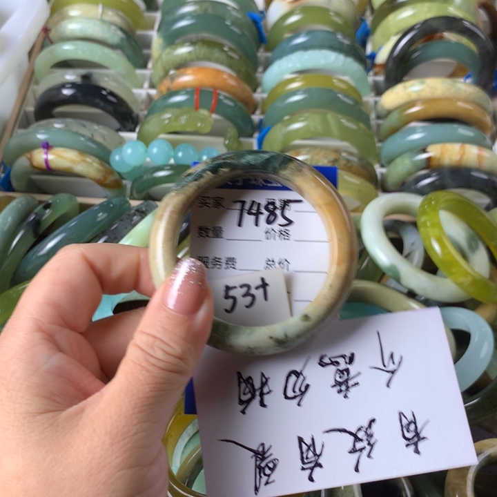 未镶嵌蛇纹石玉手镯7485