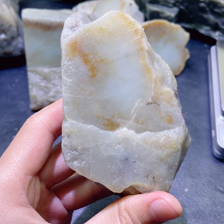 和田玉（糖玉）未镶嵌珠宝半成品