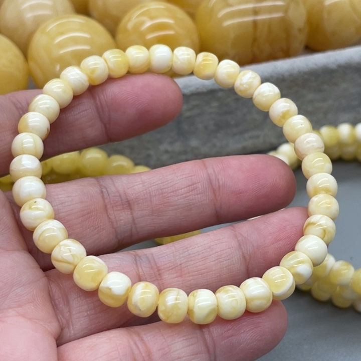 琥珀未镶嵌裸石蜜蜡