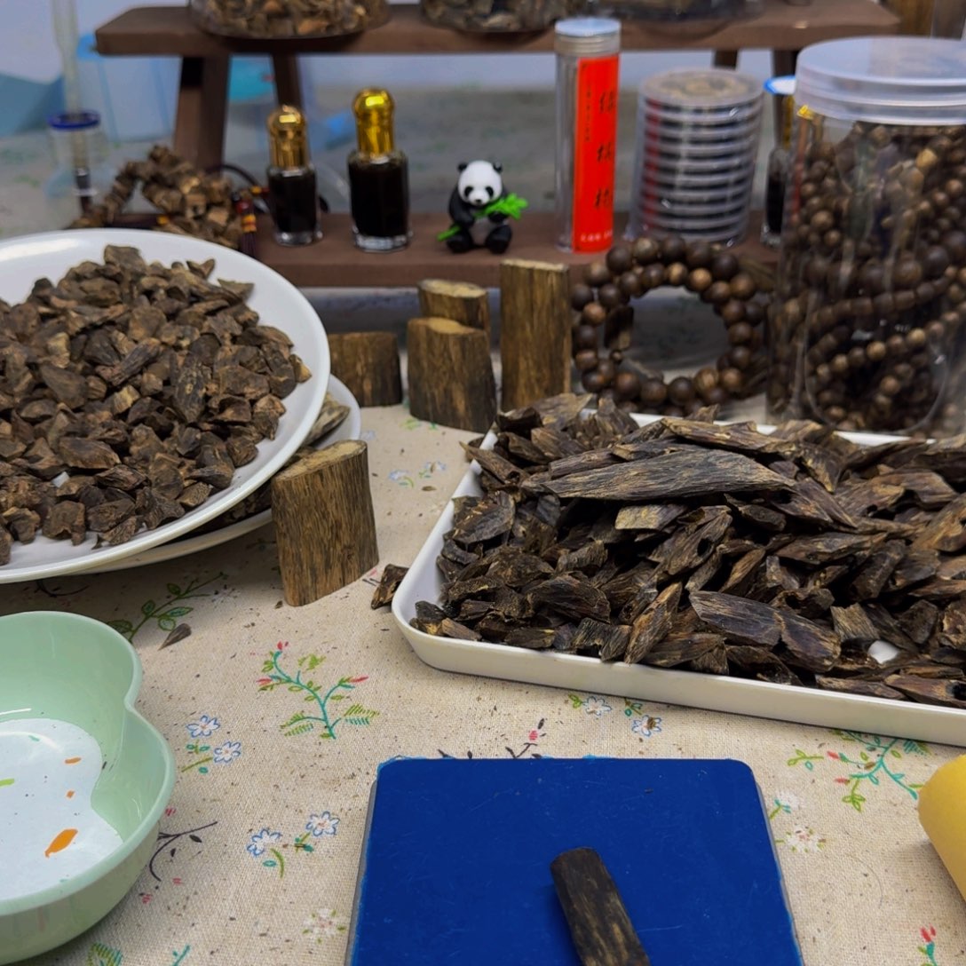 松***作线香张勺子熏香吊坠4克