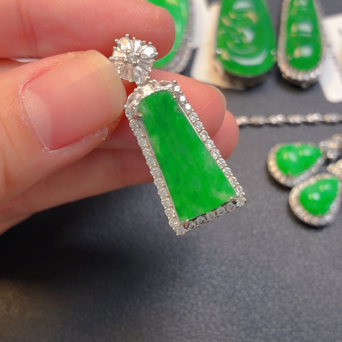 翡翠银S925镶嵌吊坠(不含链)