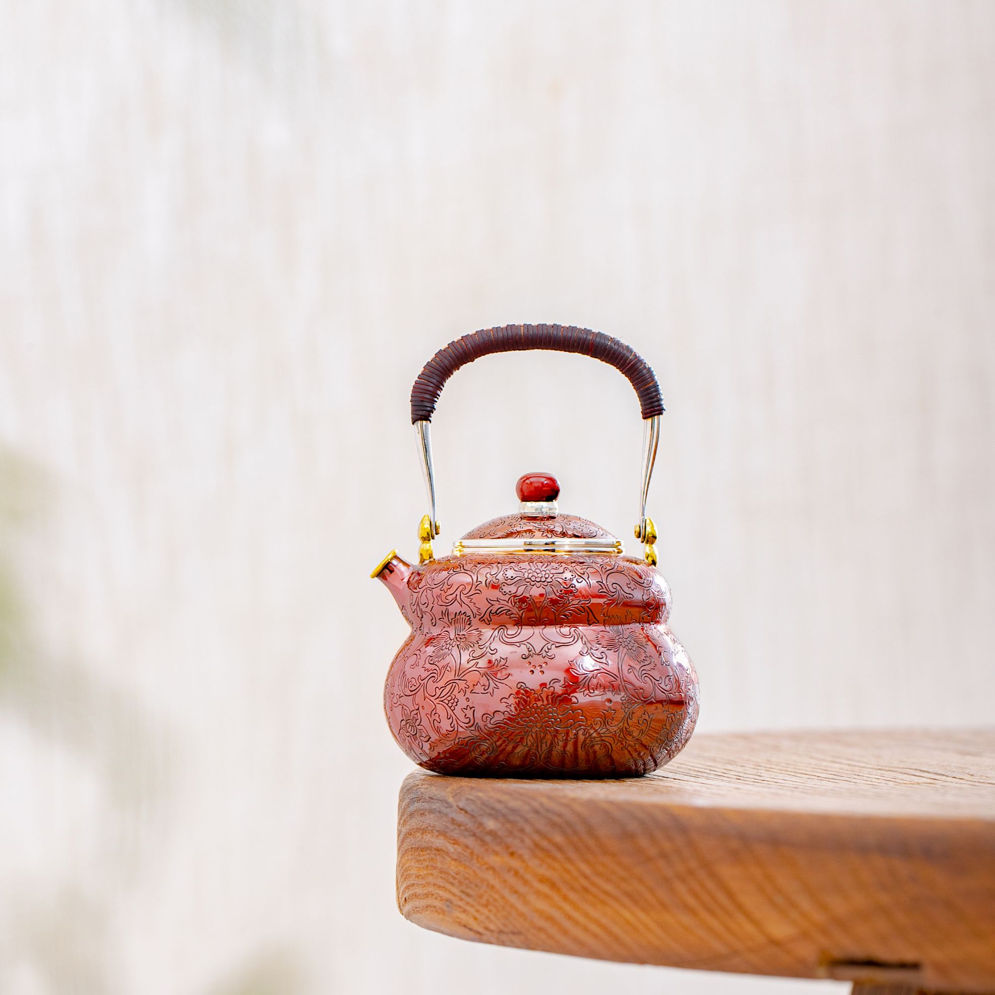 蜂鸟工坊 大师壶 葫芦形刻卷草包金嘴提梁小壶 SWA1958