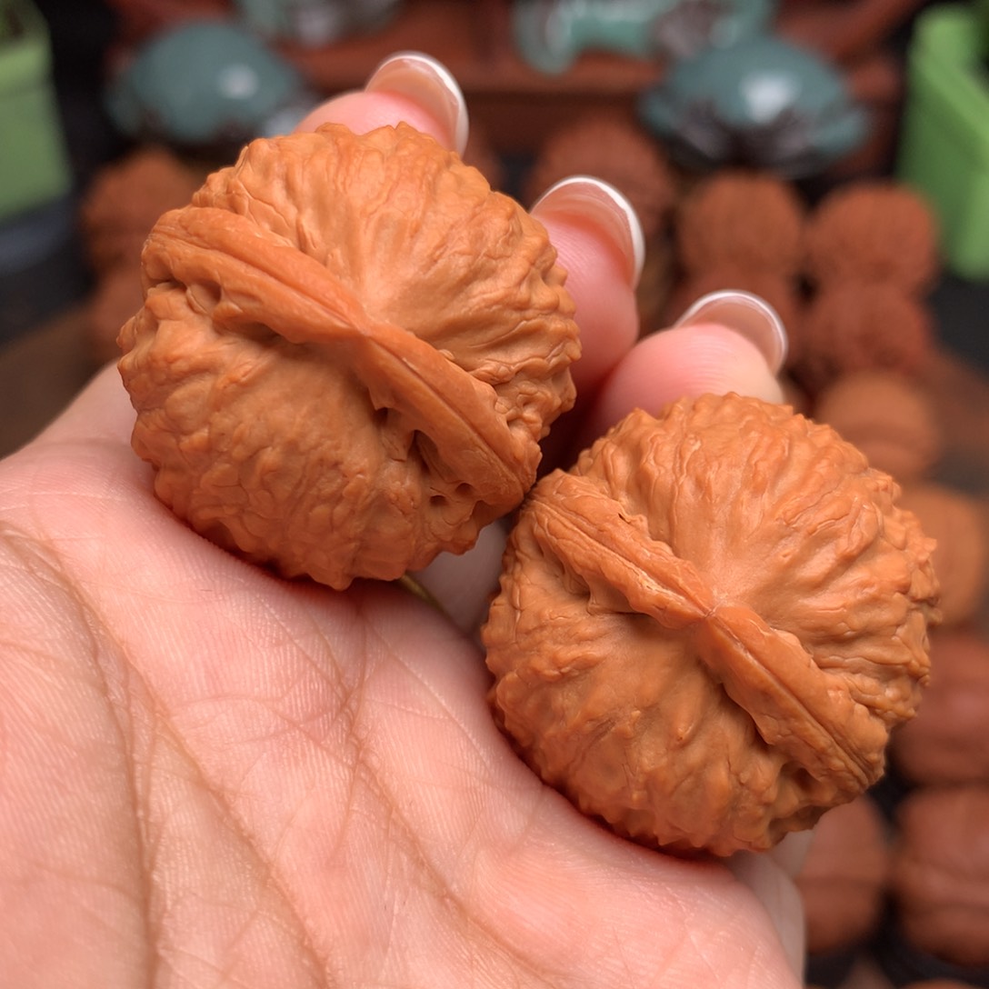把件文玩核桃荔枝球