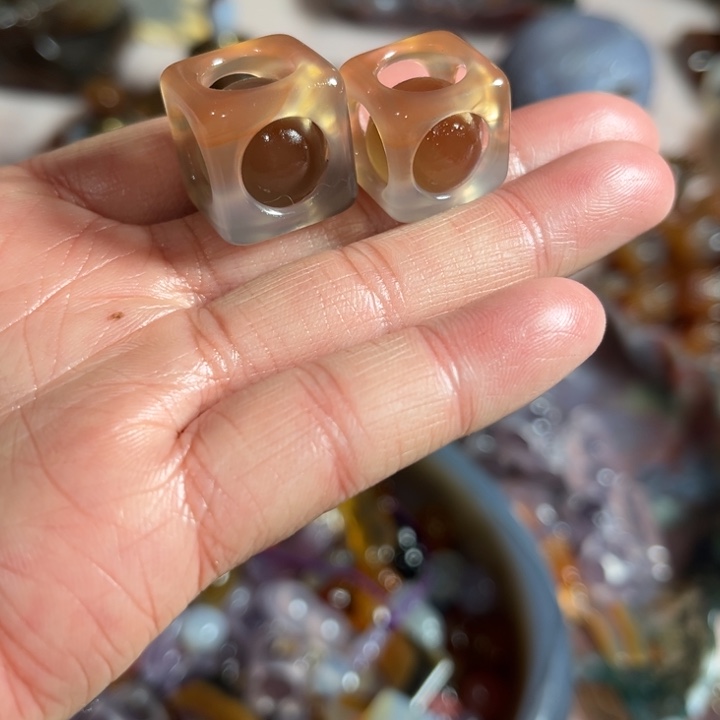 降***璃玛瑙/玉髓未镶嵌颈饰