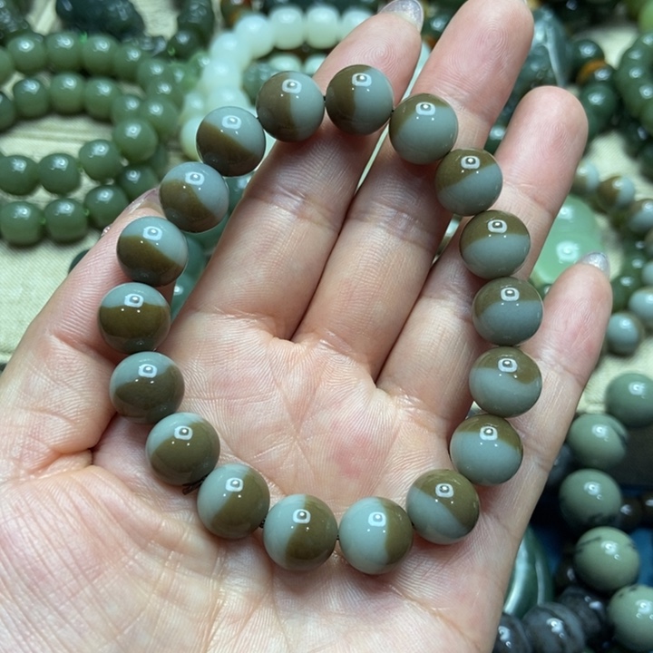 用***6和田玉未镶嵌手链