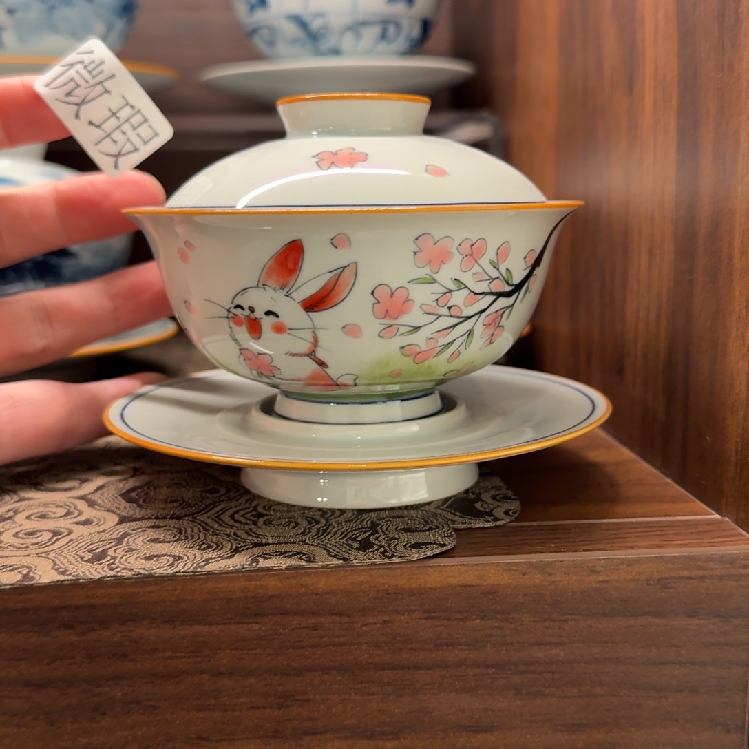 釉下手绘茶具微瑕