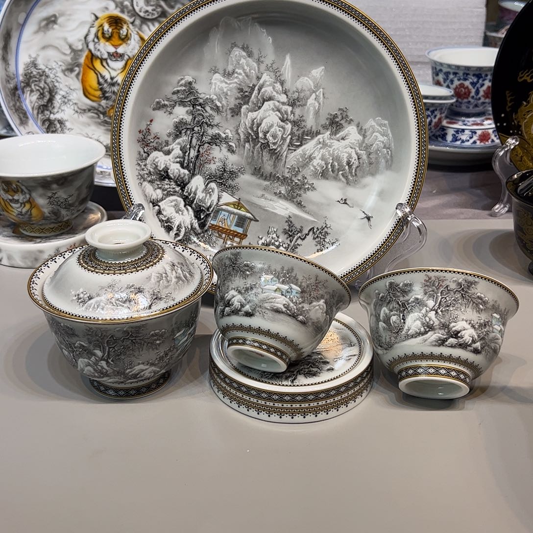 景德镇陶瓷艺术品