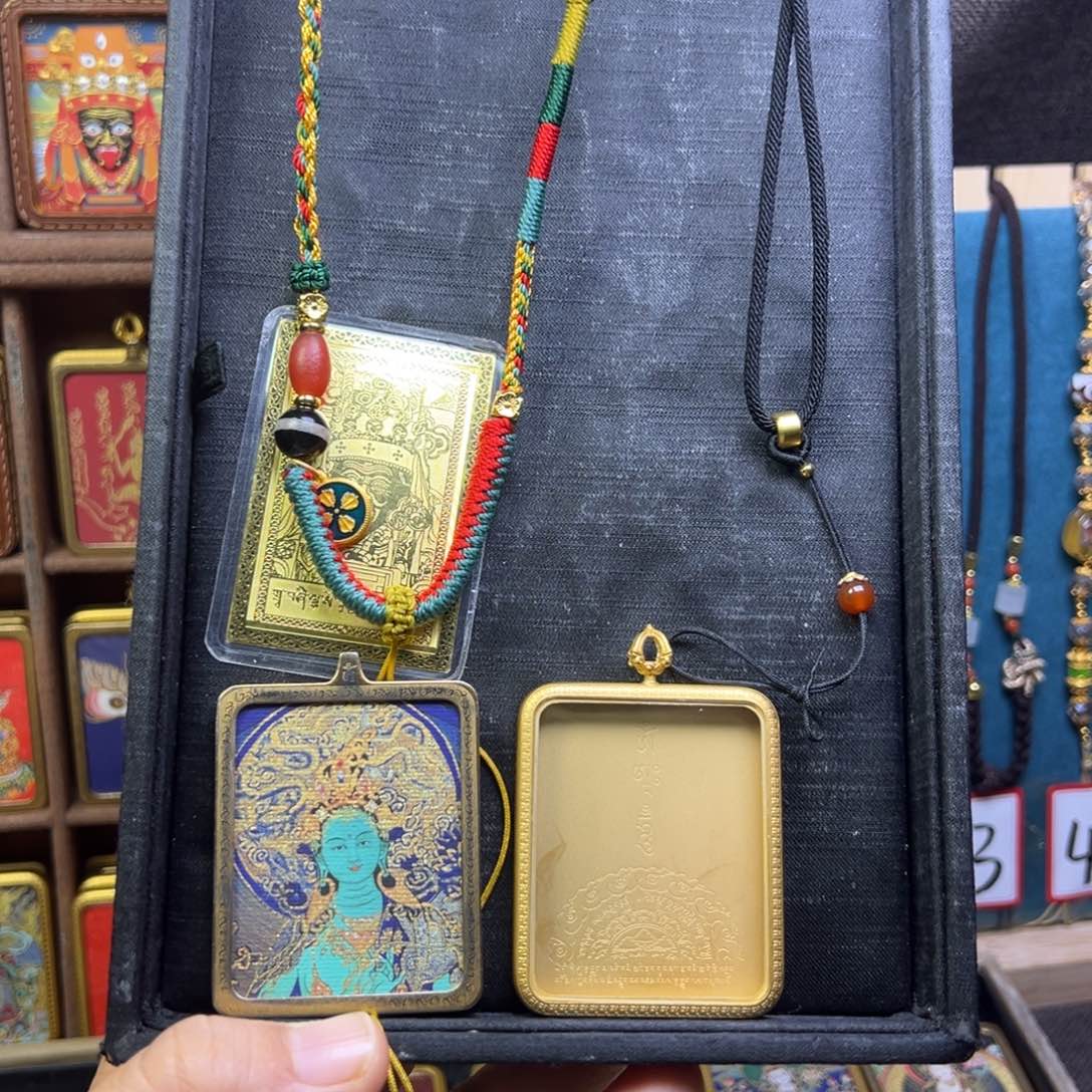 月***弯吊坠抖音直播频道凤凰