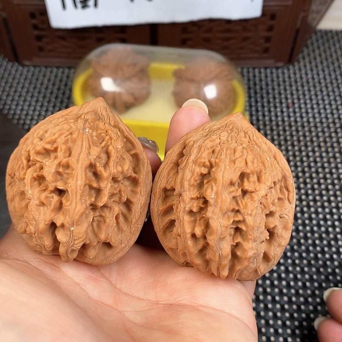 文玩核桃把件44尺大沽石全品70克