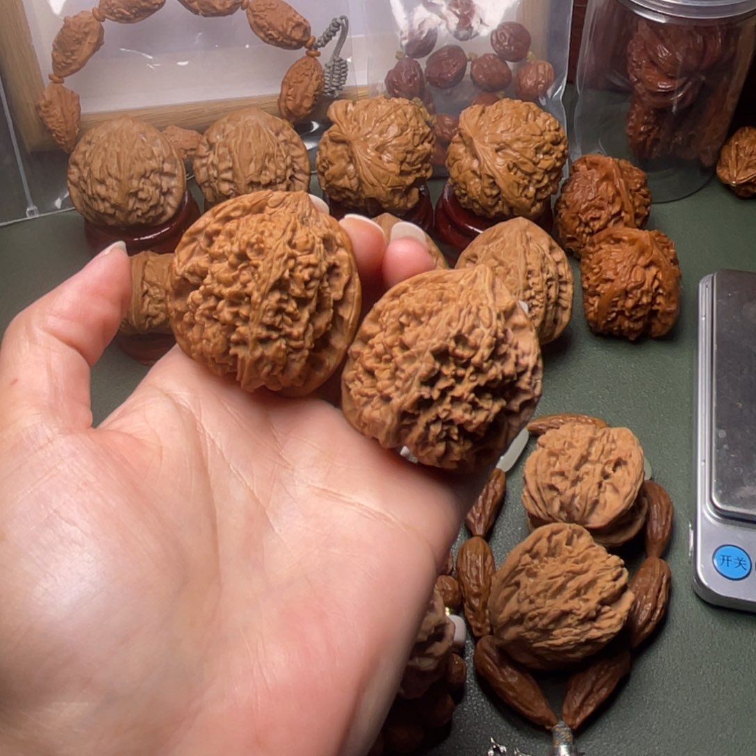 文玩核桃吊坠满天星