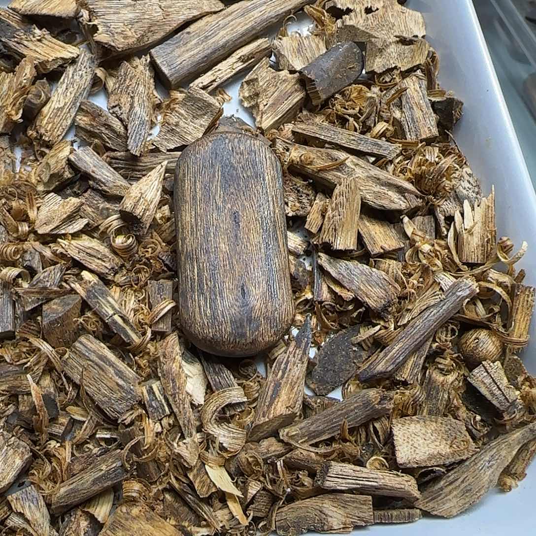 沉香碎屑沉香原汁原味