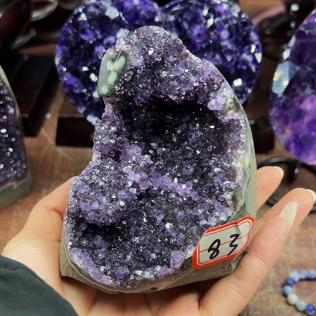 水晶大型摆件未镶嵌