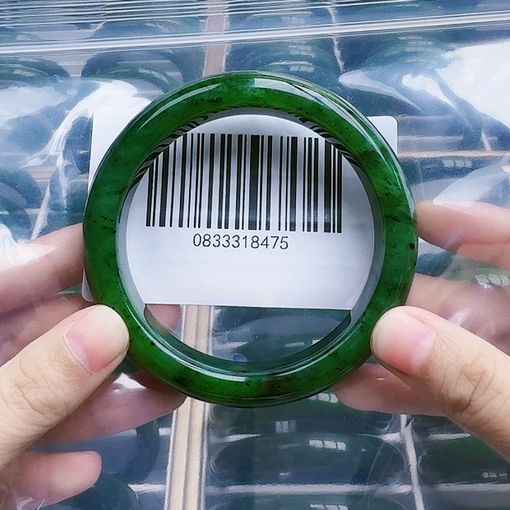 和田玉（碧玉）手镯未镶嵌6162微包容