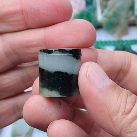 未镶嵌独山玉吊坠(不含链)