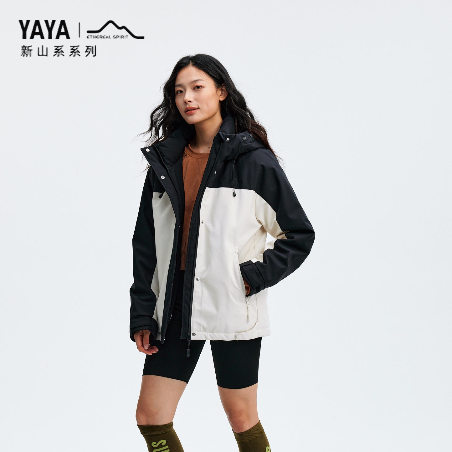 YAYA/鸭鸭新款男女情侣羽绒服女新国标90绒登山外套YE5B605955H