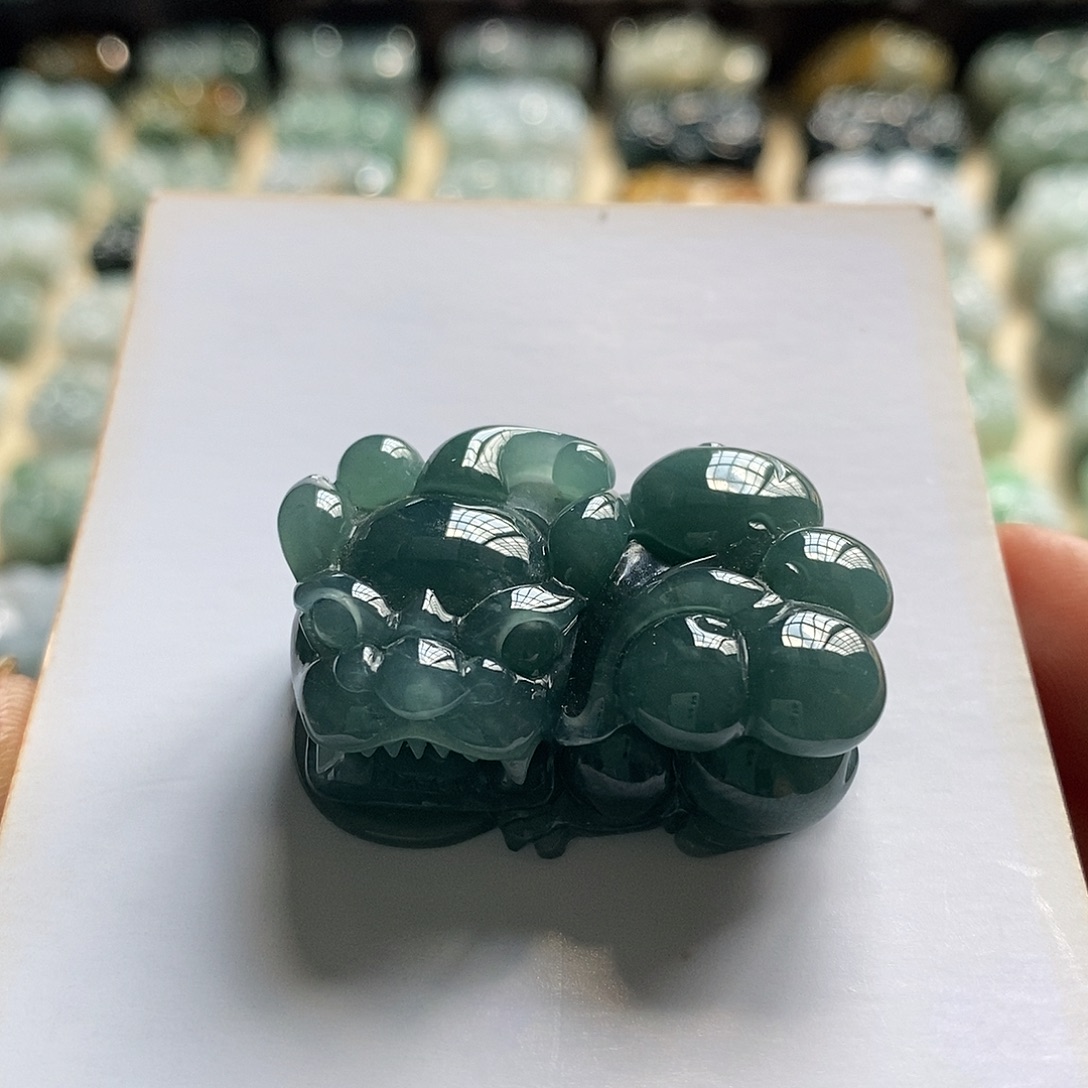 颈饰未镶嵌翡翠天然翡翠貔貅吊坠