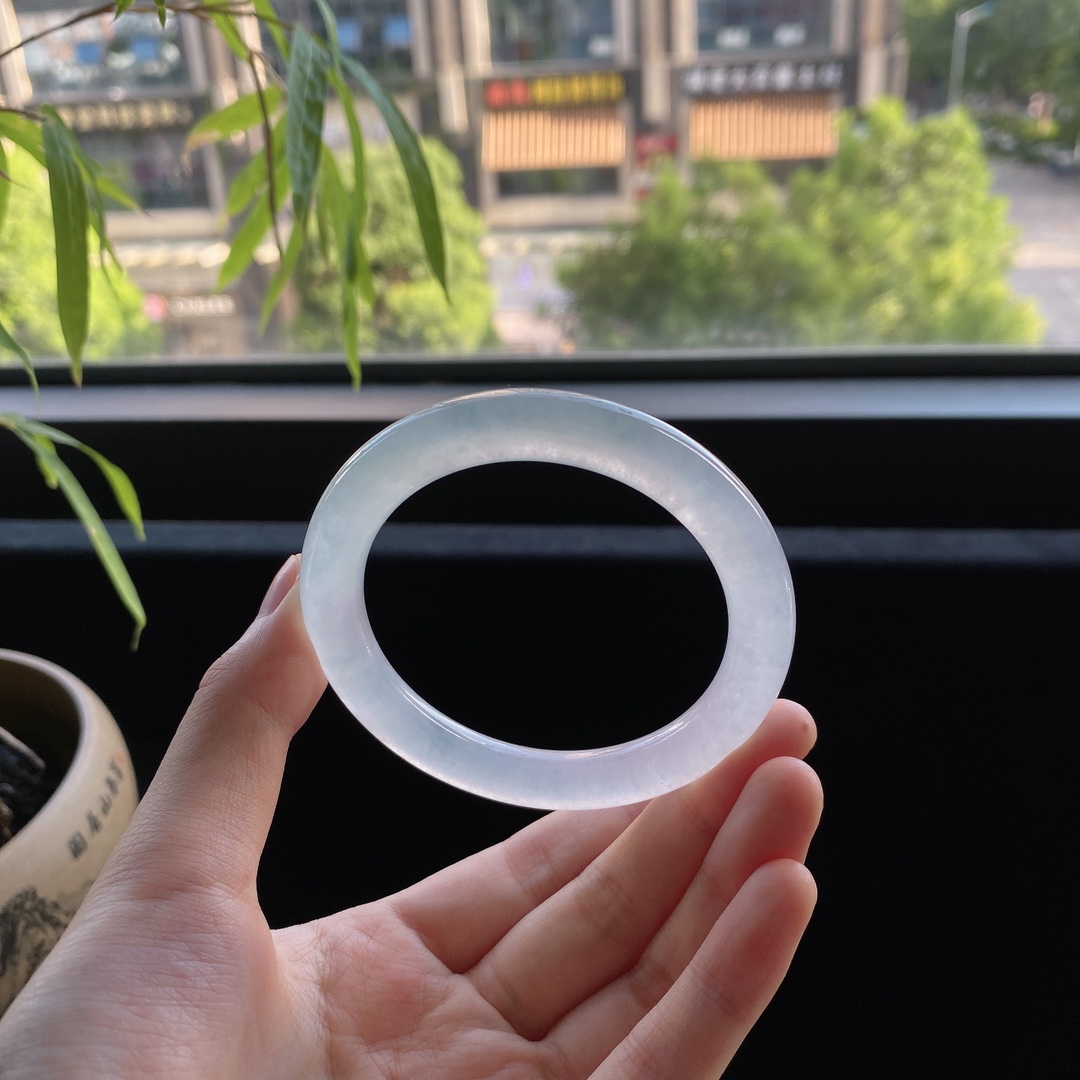 好色珠宝  圈口54缅甸老坑A货冰种白冰圆条女款翡翠手镯