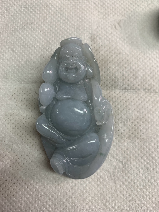 玉如军意翡翠珠宝