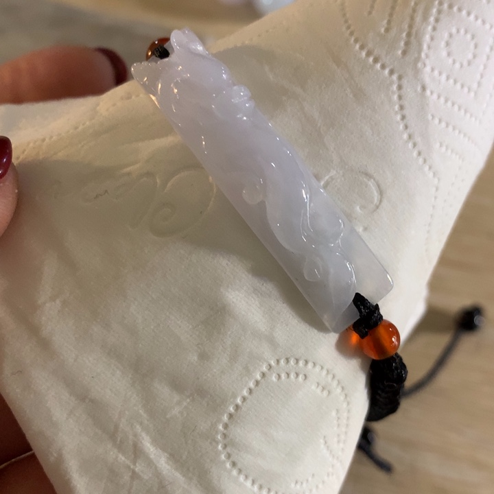 翡翠颈饰未镶嵌天然翡翠手牌
