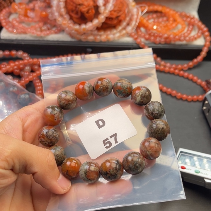 南红玛瑙未镶嵌多样性发货默认微瑕称重15mm