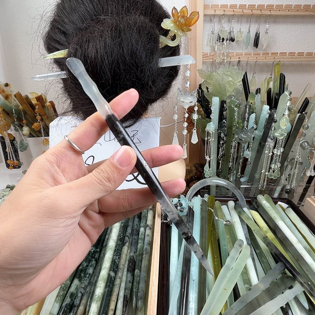 蛇纹石玉发饰未镶嵌