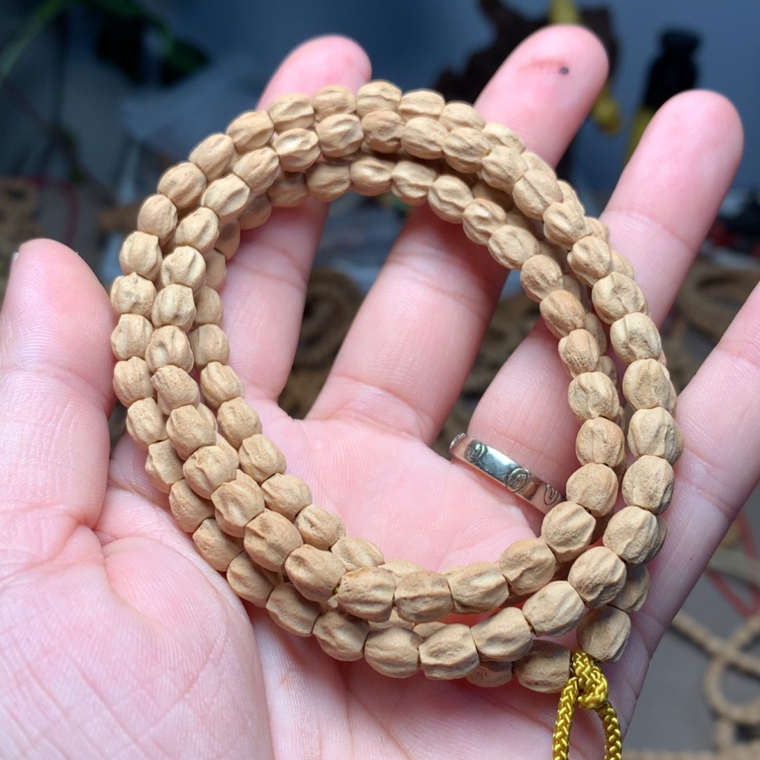 7***.吊坠柏香籽/百香籽