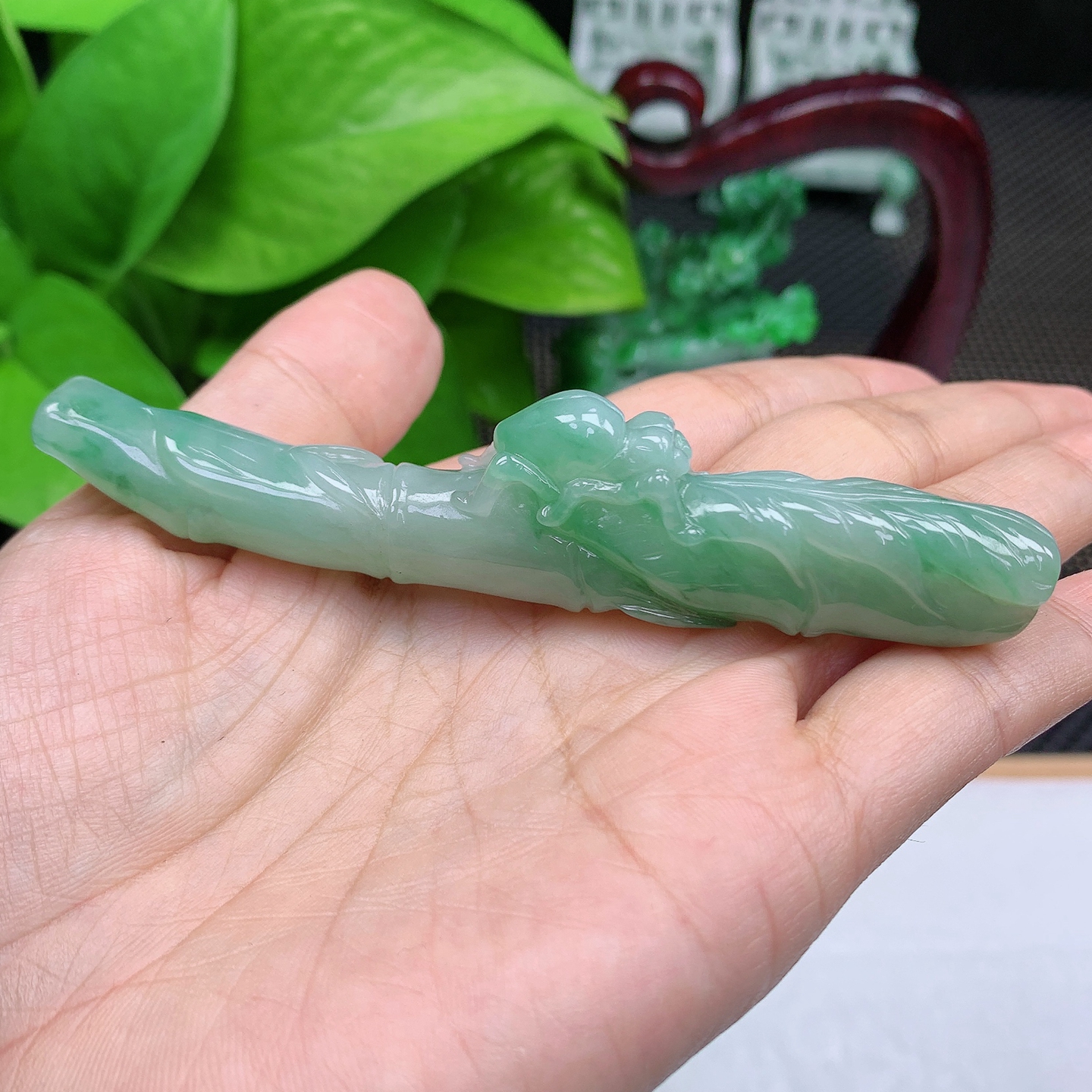 天然缅甸翡翠Ａ货冰绿竹节烟斗知足常乐烟嘴小摆件玉石38.30g