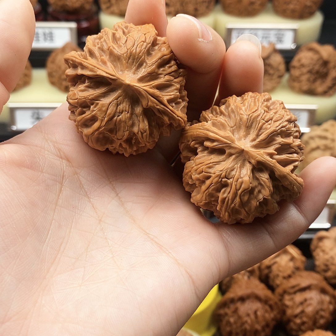 文玩核桃把件苹果园44尺