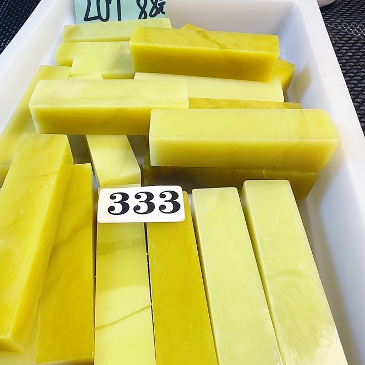 青田石印石东北灯光冻2.1正章高度8公分，20个