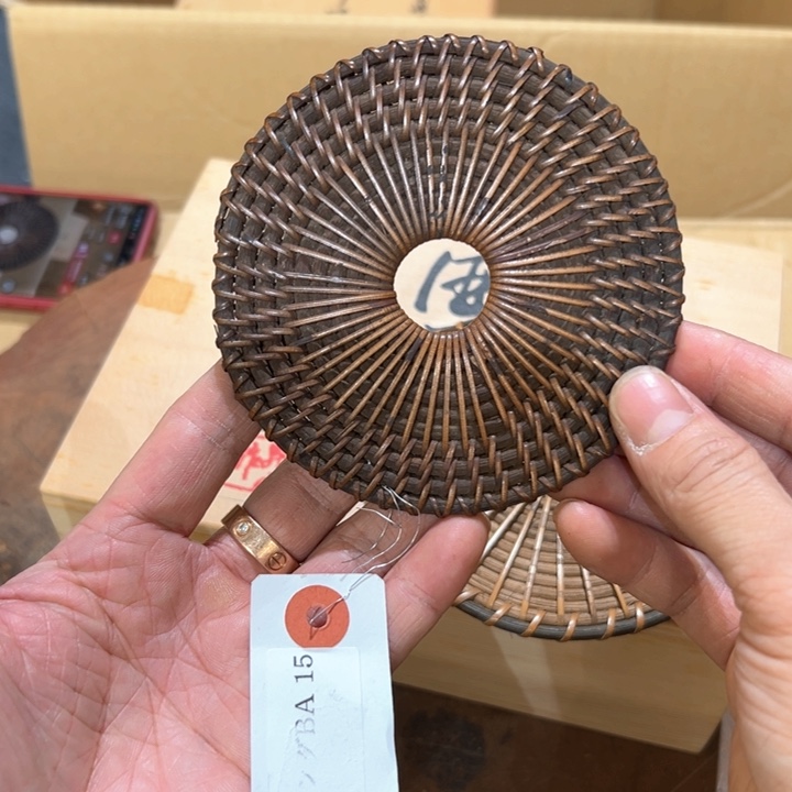 瓷器周边默认瑕疵1