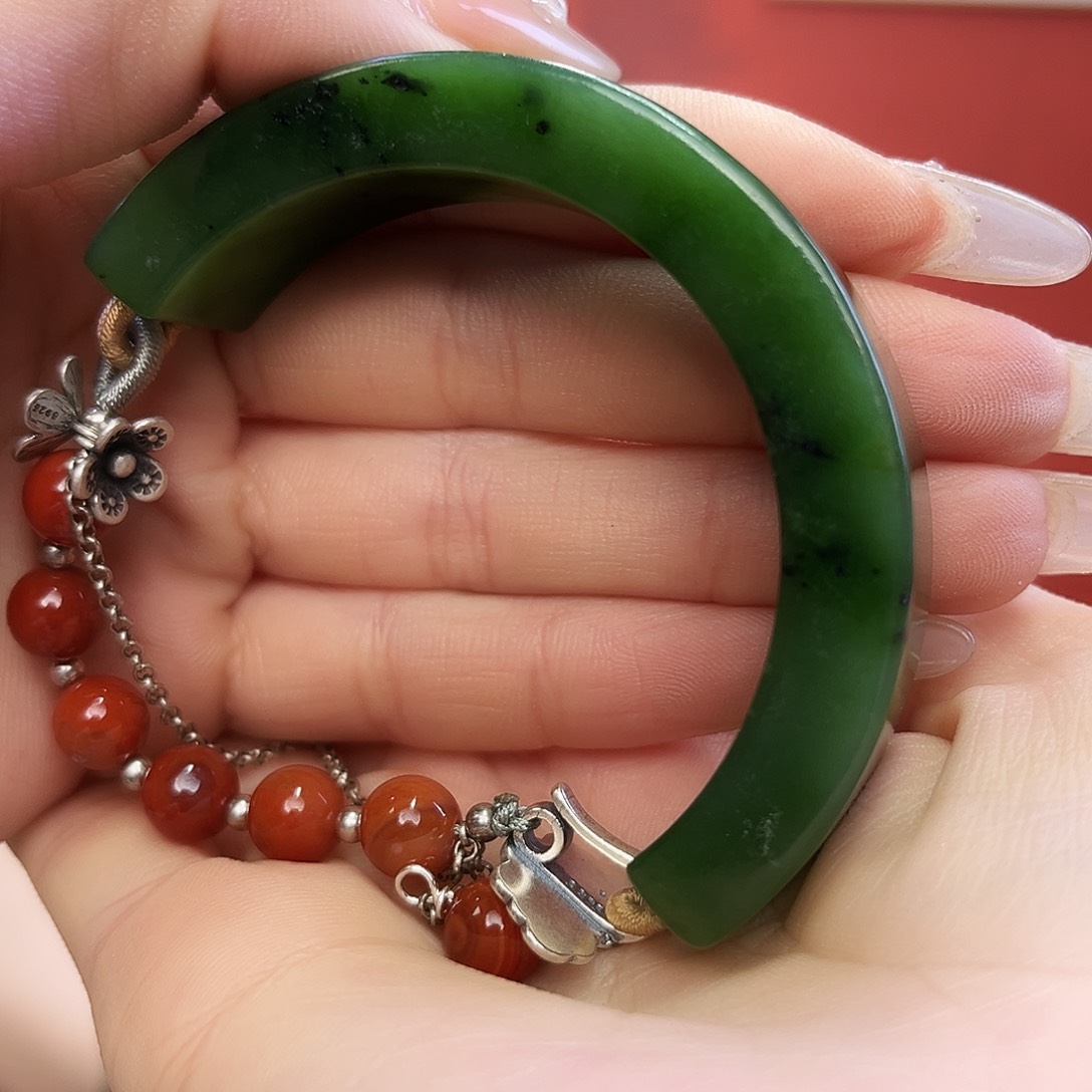 未镶嵌和田玉（碧玉）手链