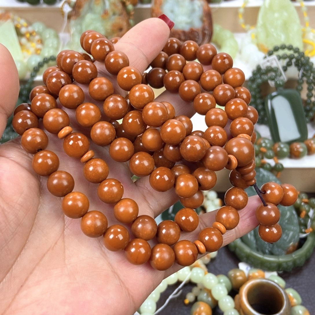 透闪石质玉手串未镶嵌