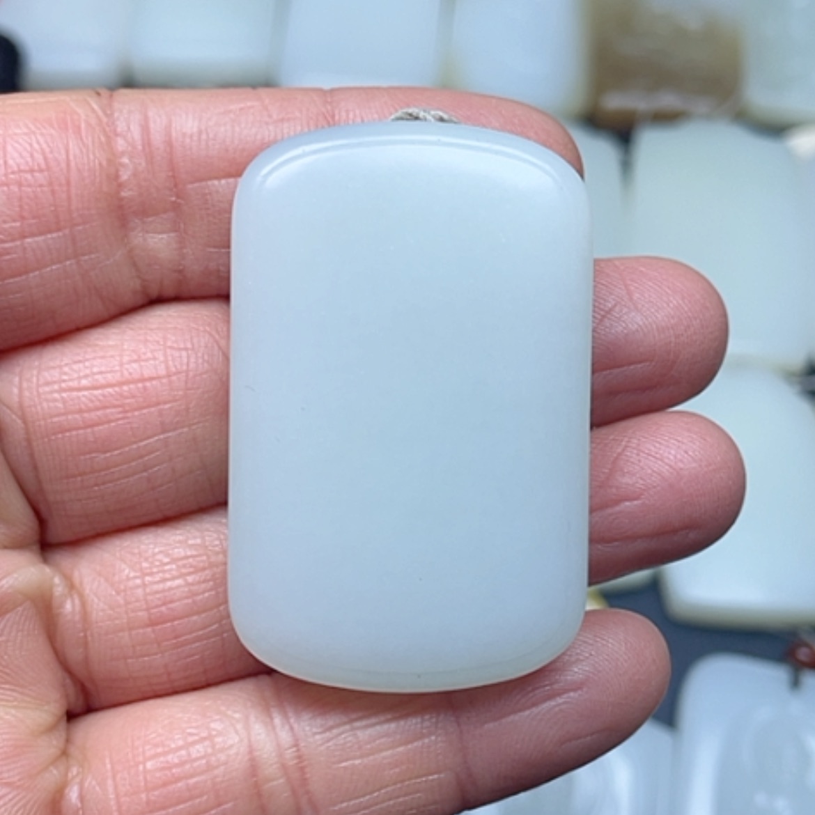 【闪购商品】颈饰未镶嵌和田玉X*