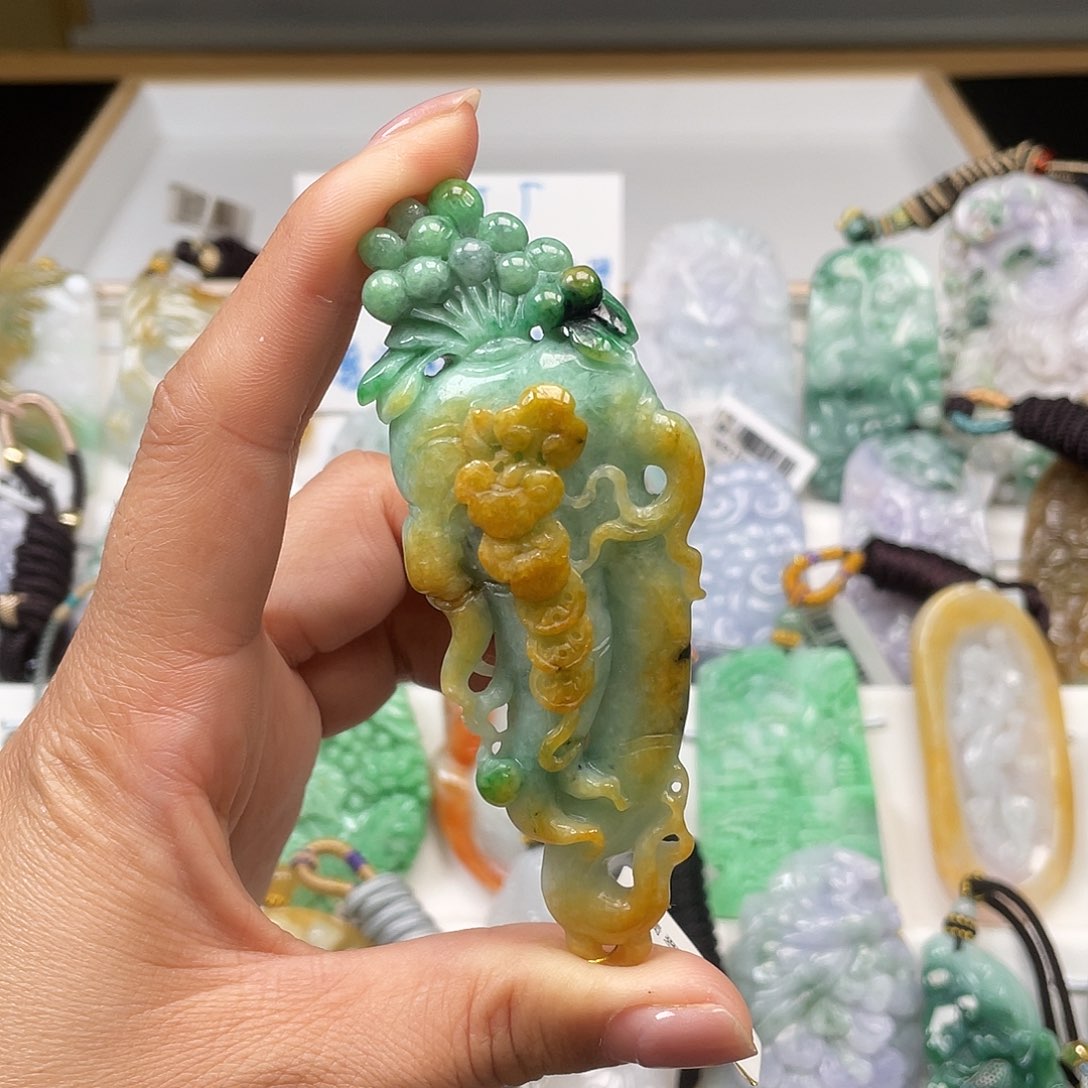 翡翠吊坠(不含链)未镶嵌