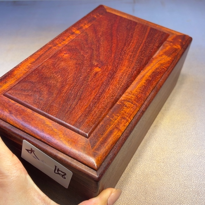 大***疆机关盒。            