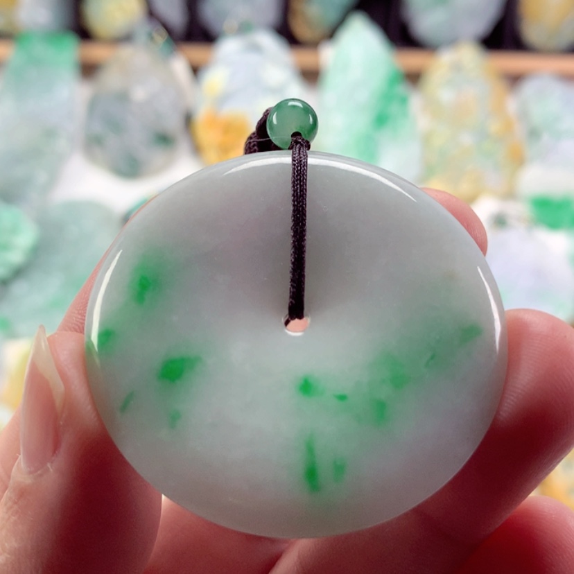 【闪购商品】翡翠吊坠(不含链)未镶嵌