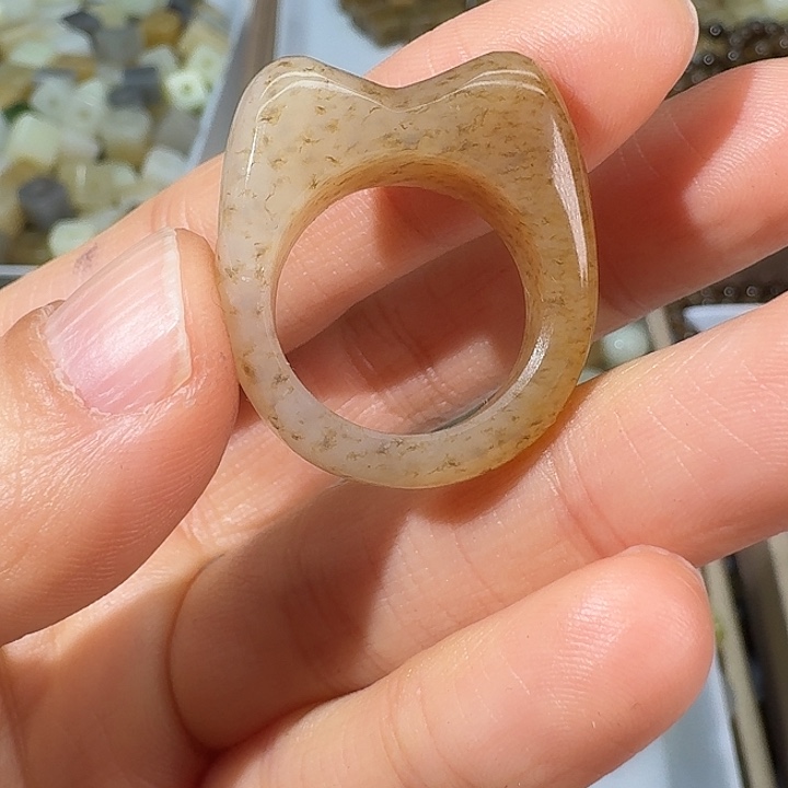 和田玉（糖玉）未镶嵌戒指17.6内径42