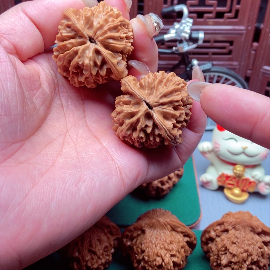 文玩核桃吊坠招财鼠39已打底