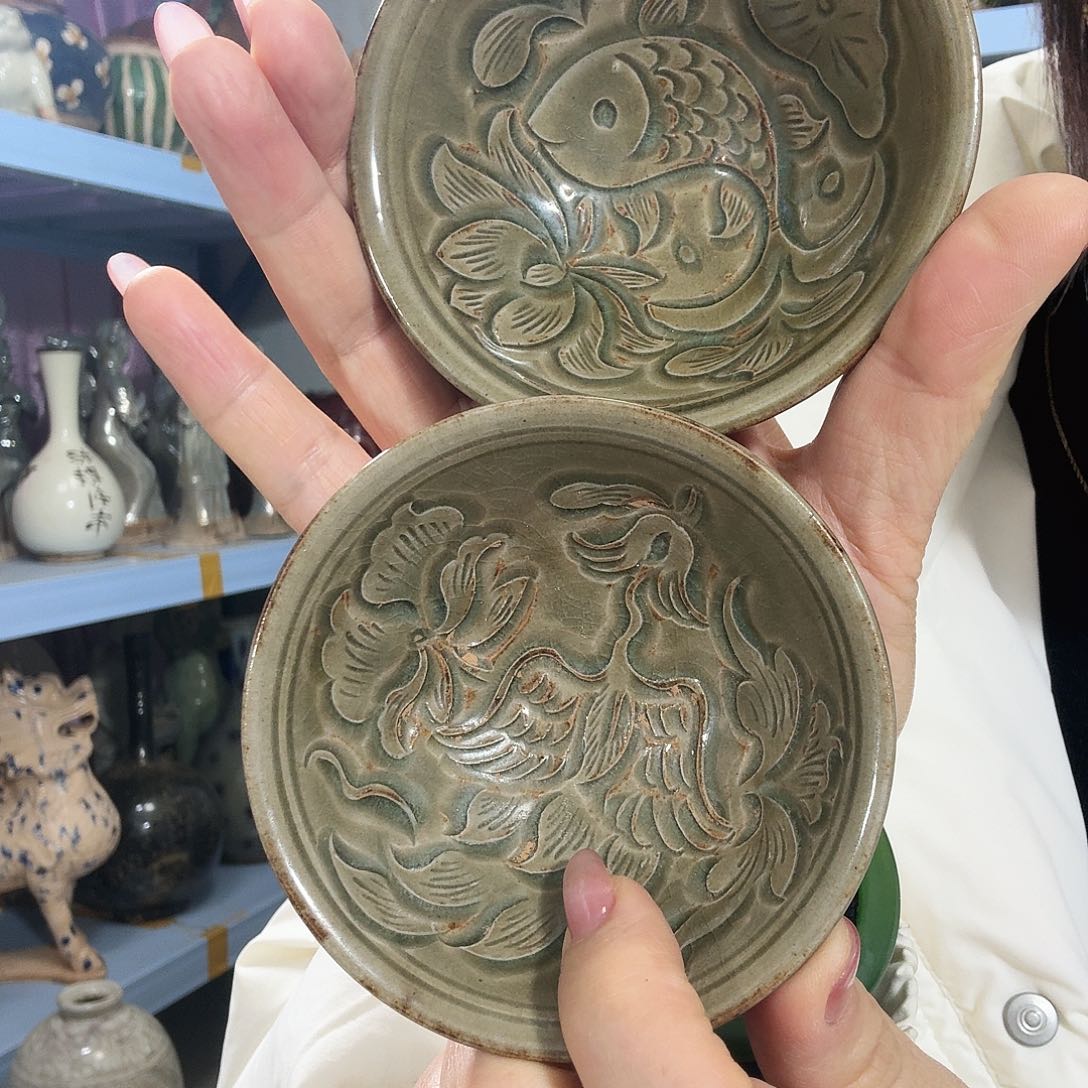 瓷片小*器形美观大方典雅