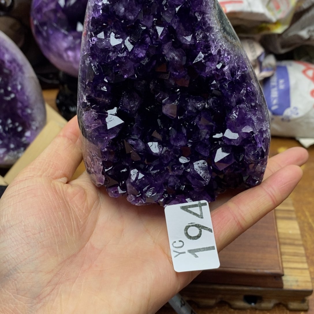 水晶大型摆件（非配饰）未镶嵌