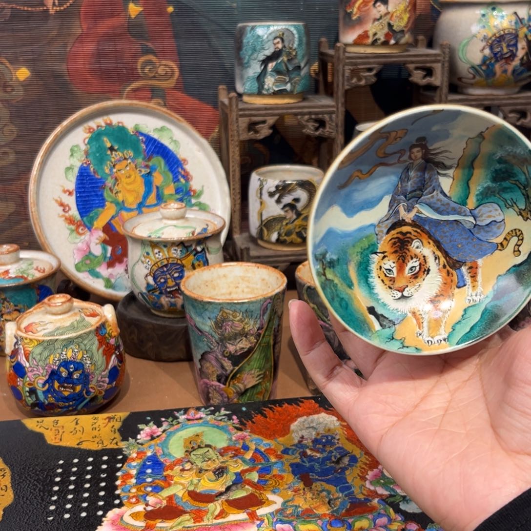 手工手绘骑虎下山图