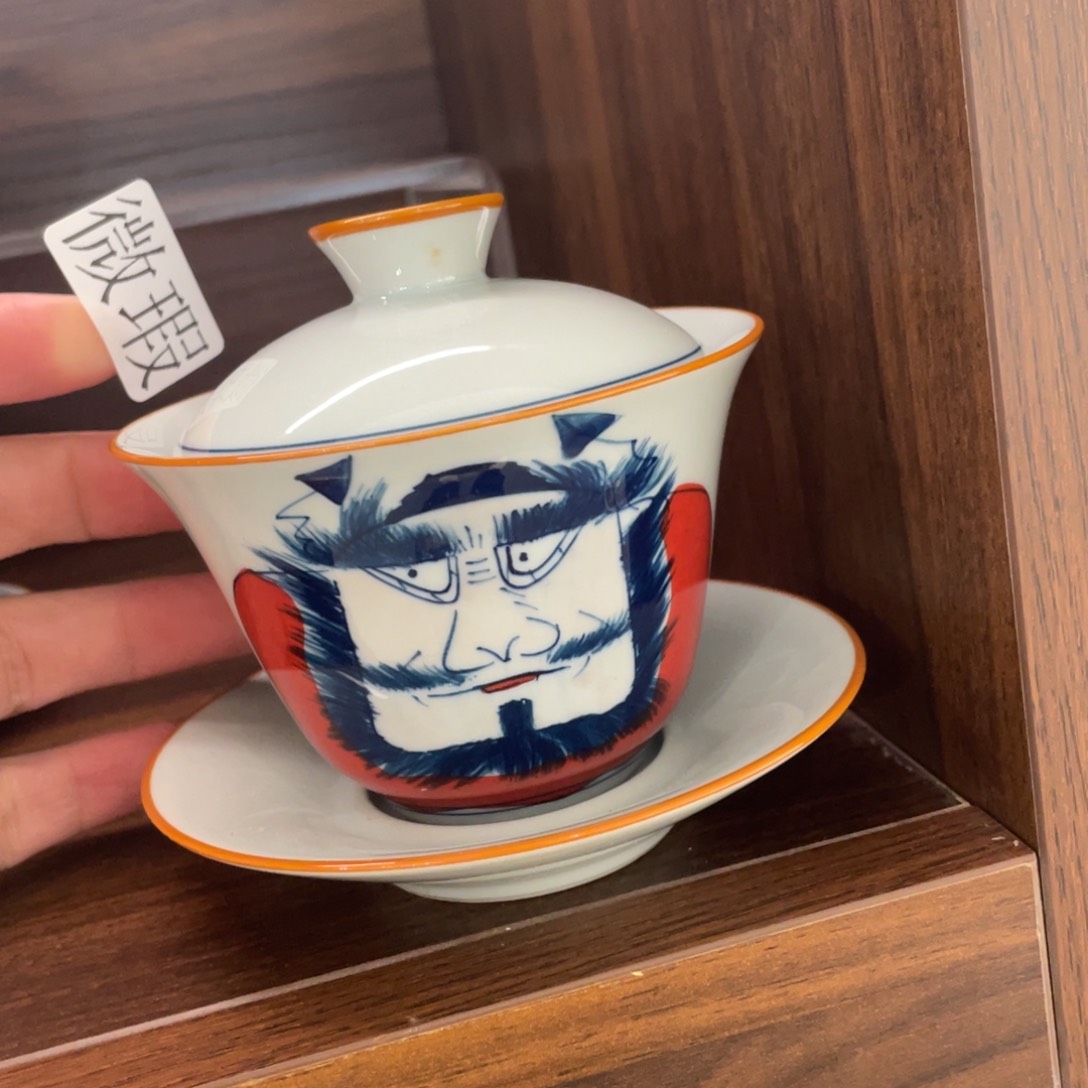 釉下手绘茶具微瑕