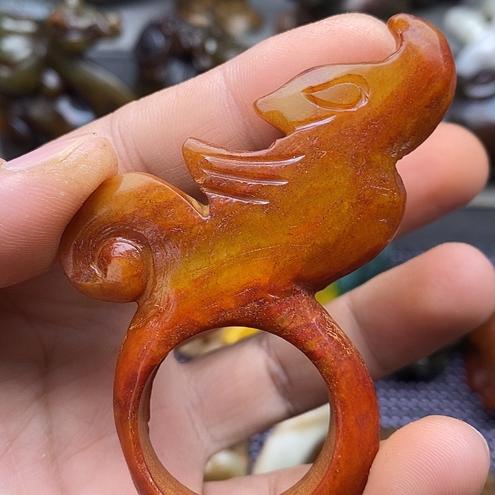 未镶嵌蛇纹石玉颈饰