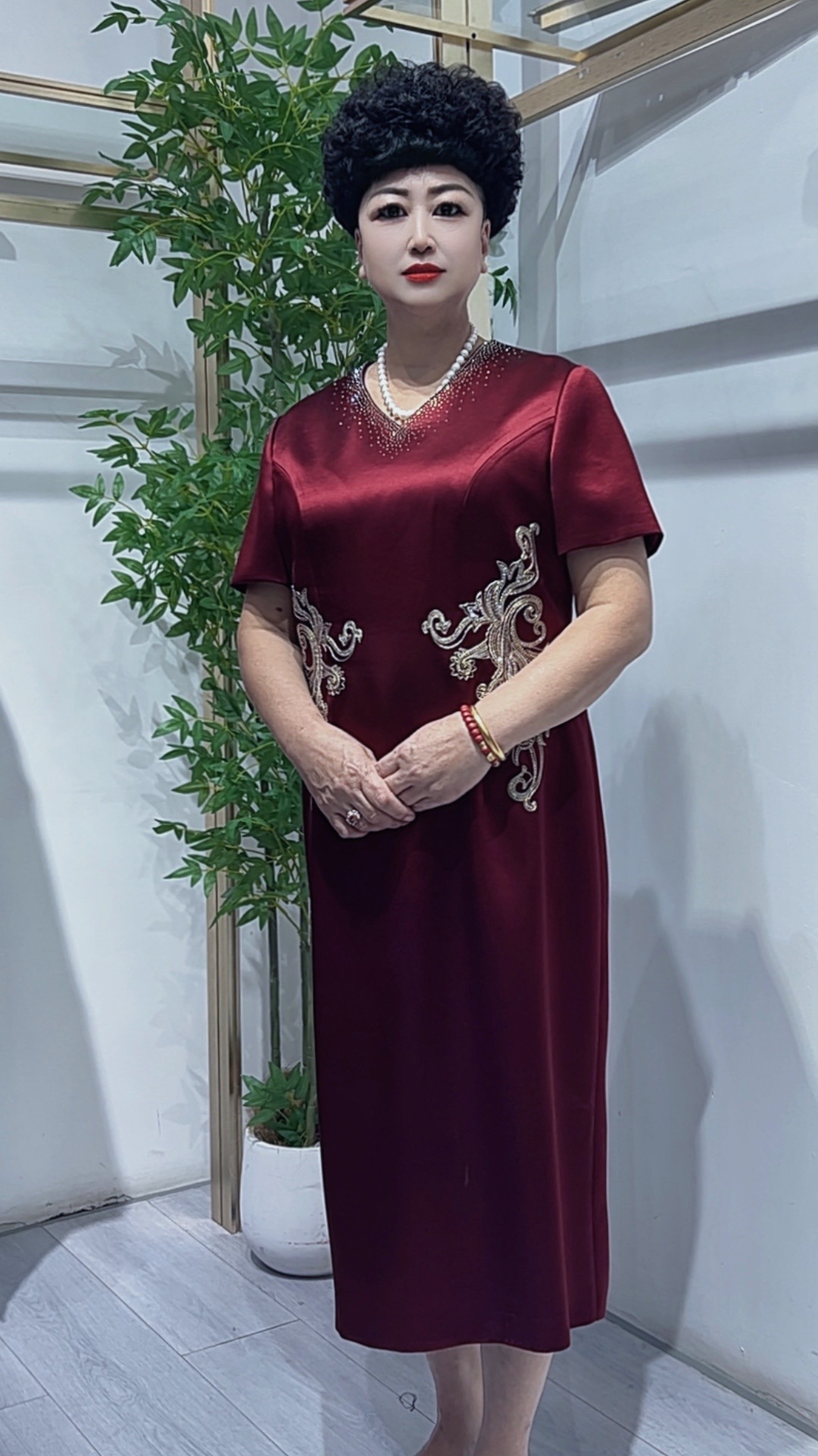中国风大码中长款显瘦薄款国风中老年女装酒红色V领06