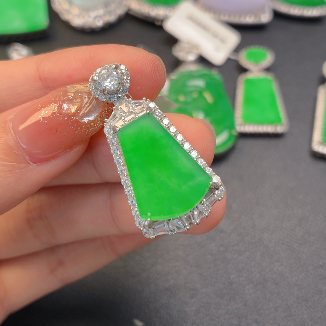 翡翠银S925镶嵌颈饰