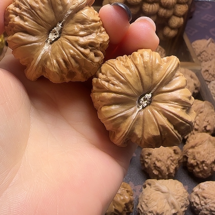 文玩核桃吊坠南瓜墩