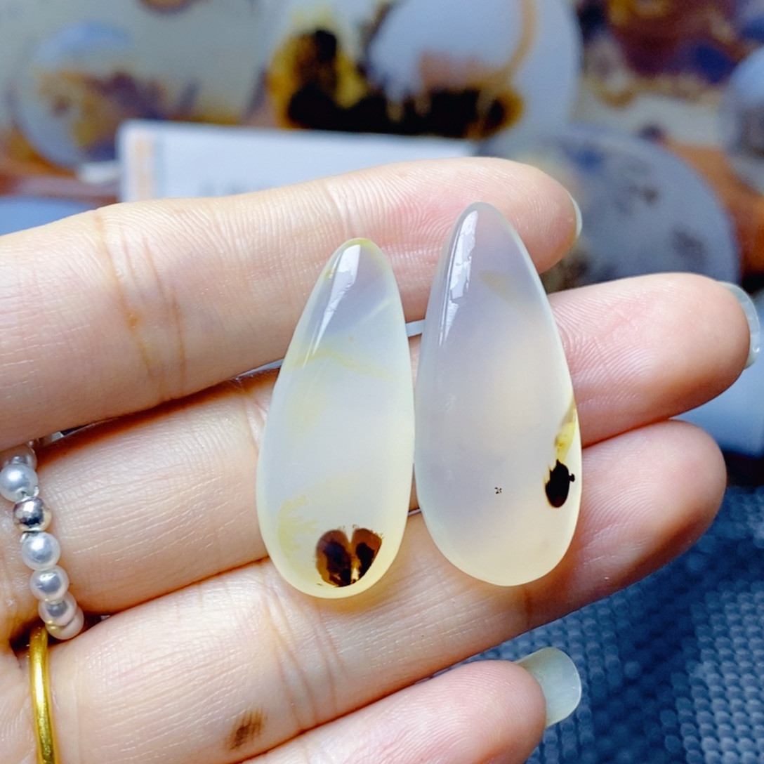 玛瑙/玉髓未镶嵌珠宝奇石