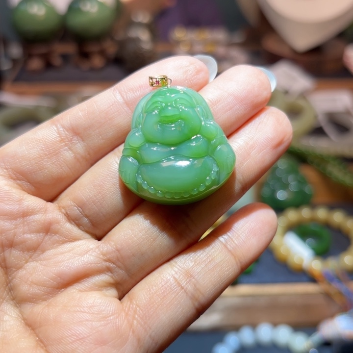 和田玉18K金镶嵌颈饰