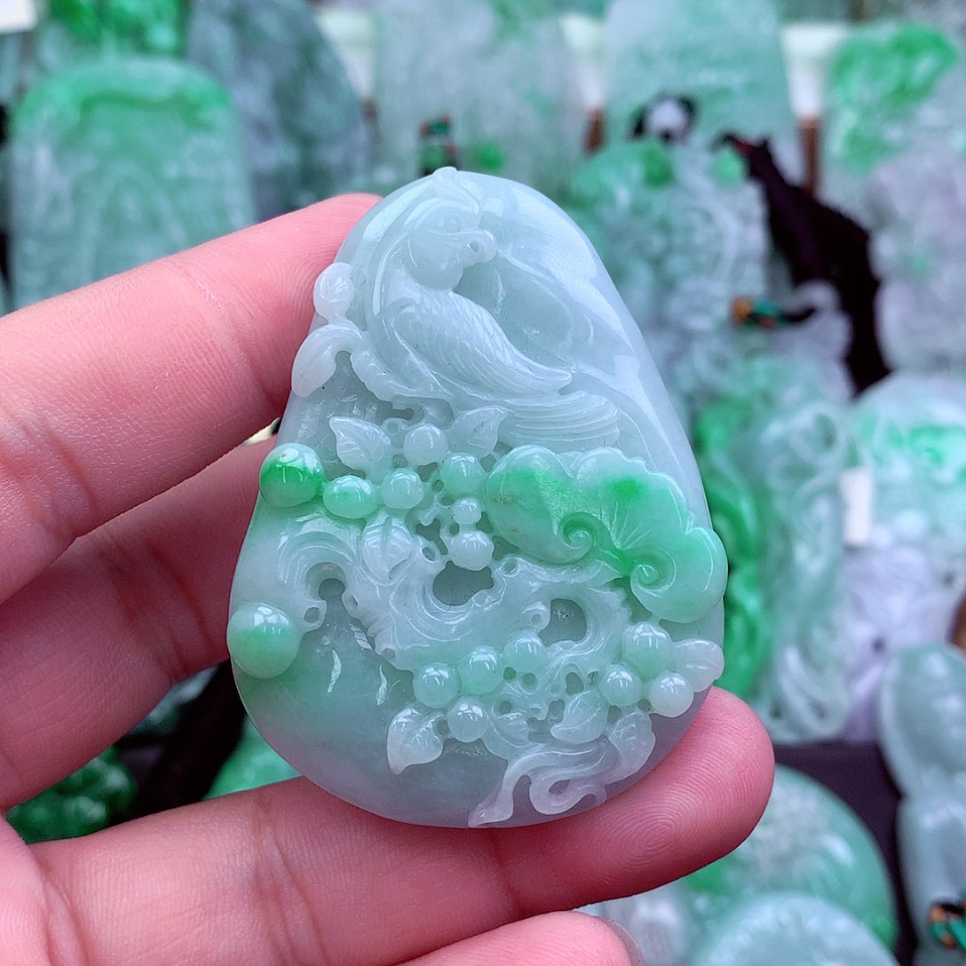 翡翠未镶嵌吊坠(不含链)