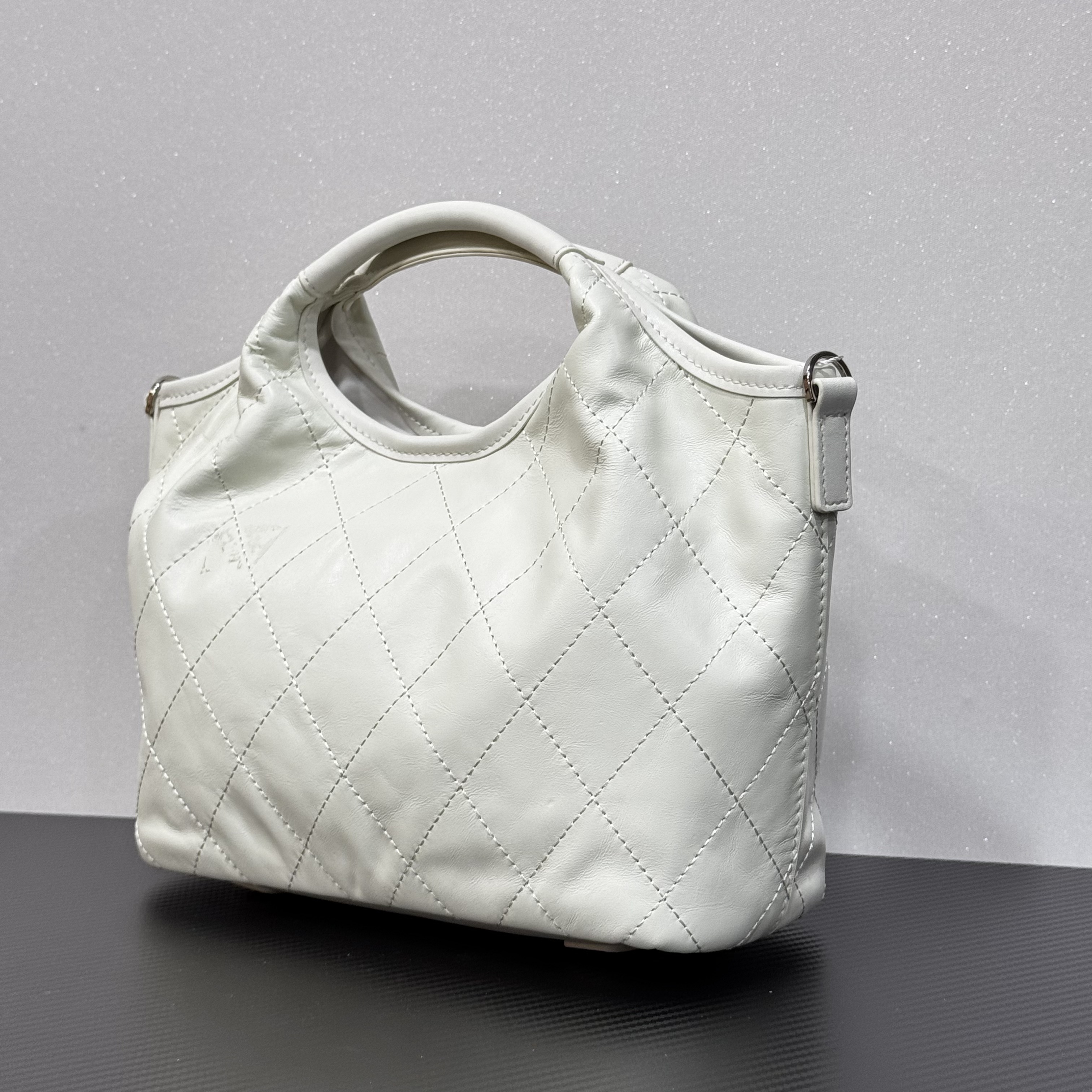 手工真皮包-L2008-双手桶-阳-白